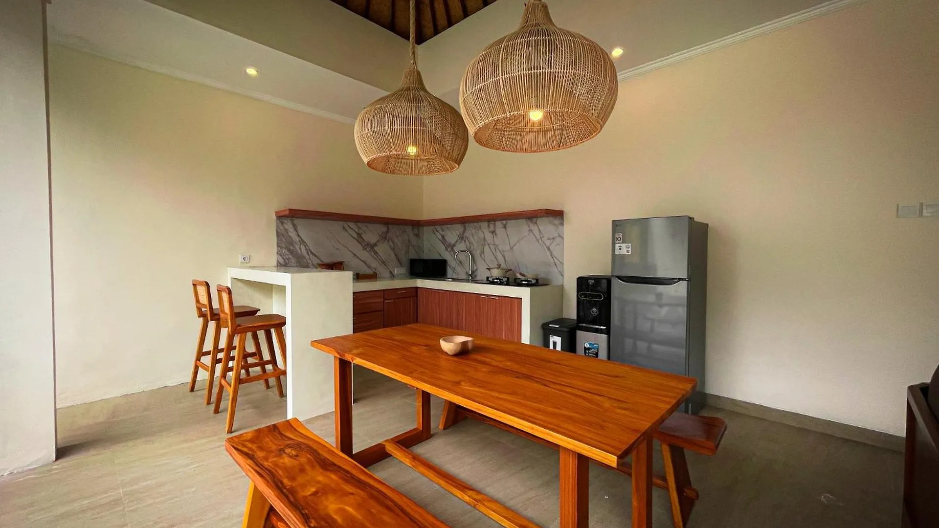 2Br Tropical Villa Sinergi In Seminyak  Seminyak (Bali)