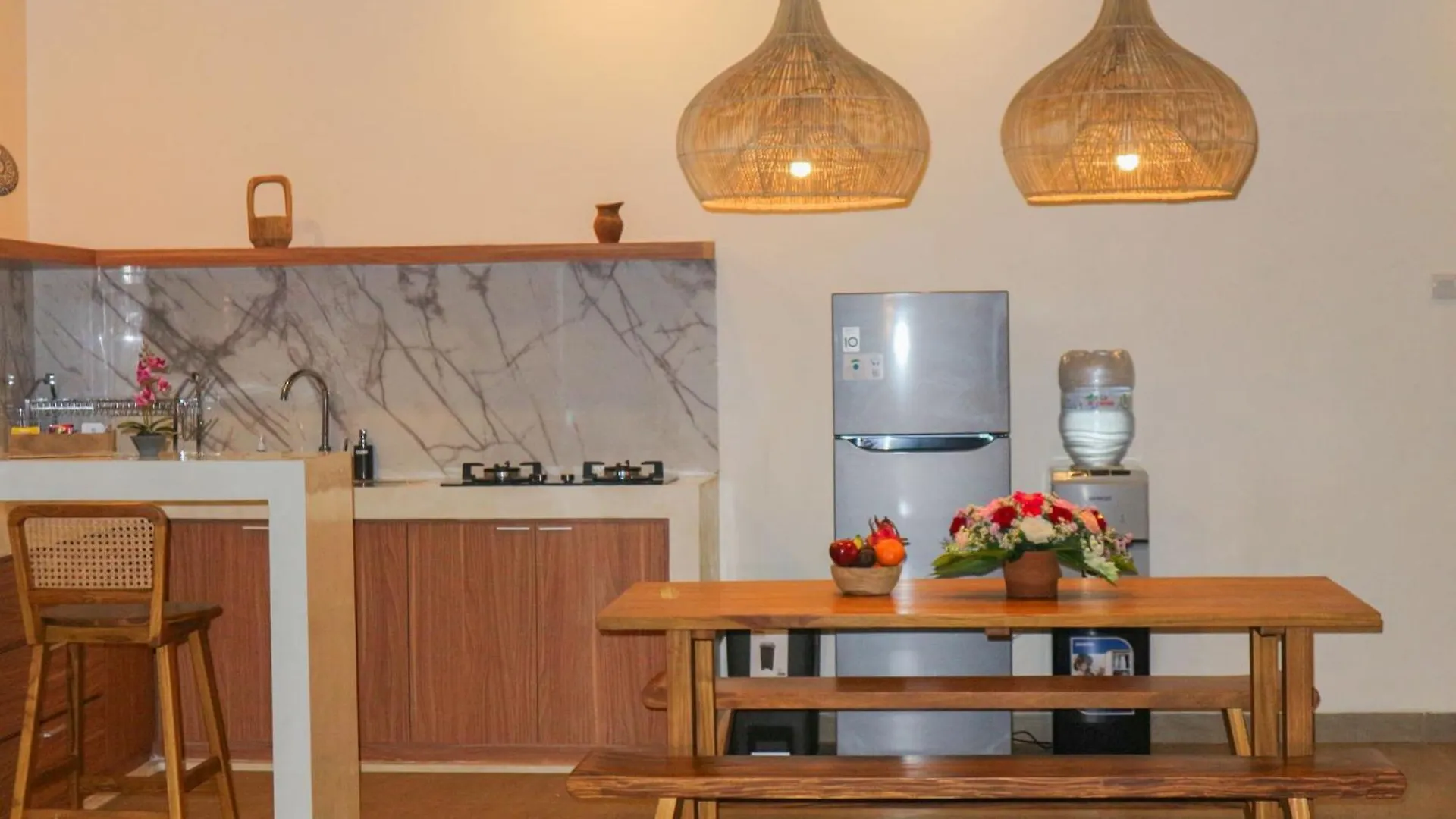 2Br Tropical Villa Sinergi In Seminyak